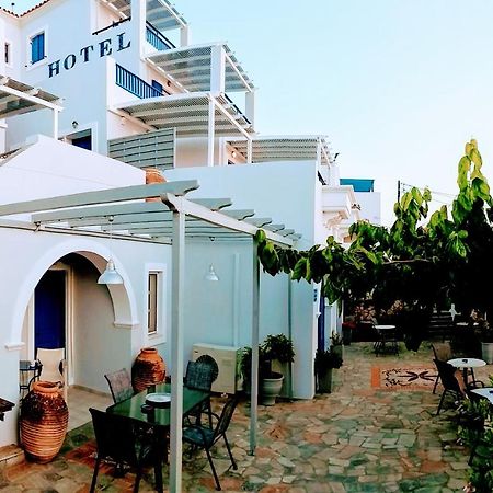 9 Muses Aparthotel Agia Pelagia  Exterior photo