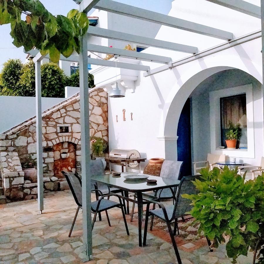 9 Muses Aparthotel Agia Pelagia  Exterior photo