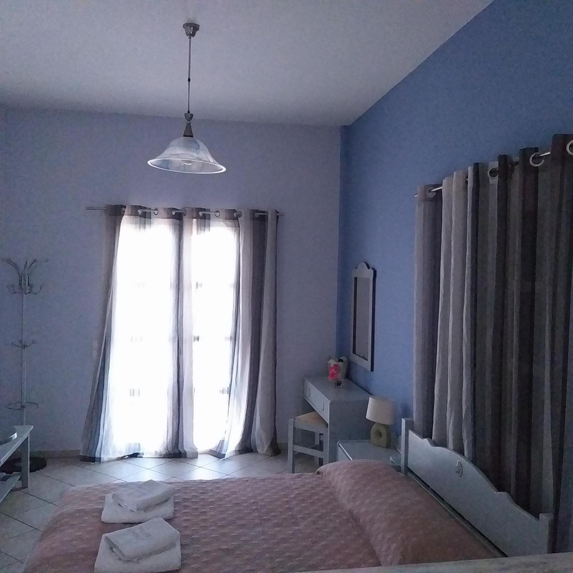 9 Muses Aparthotel Agia Pelagia  Room photo